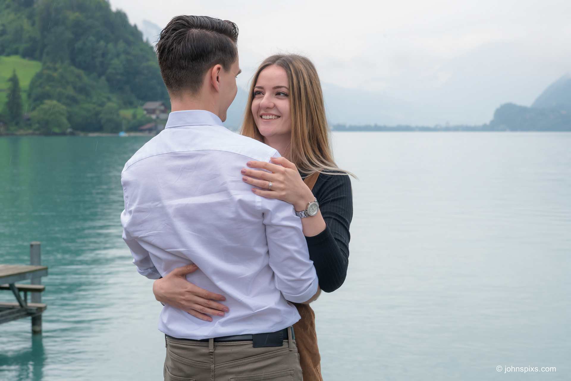 Surprise engagement by a Swiss lake