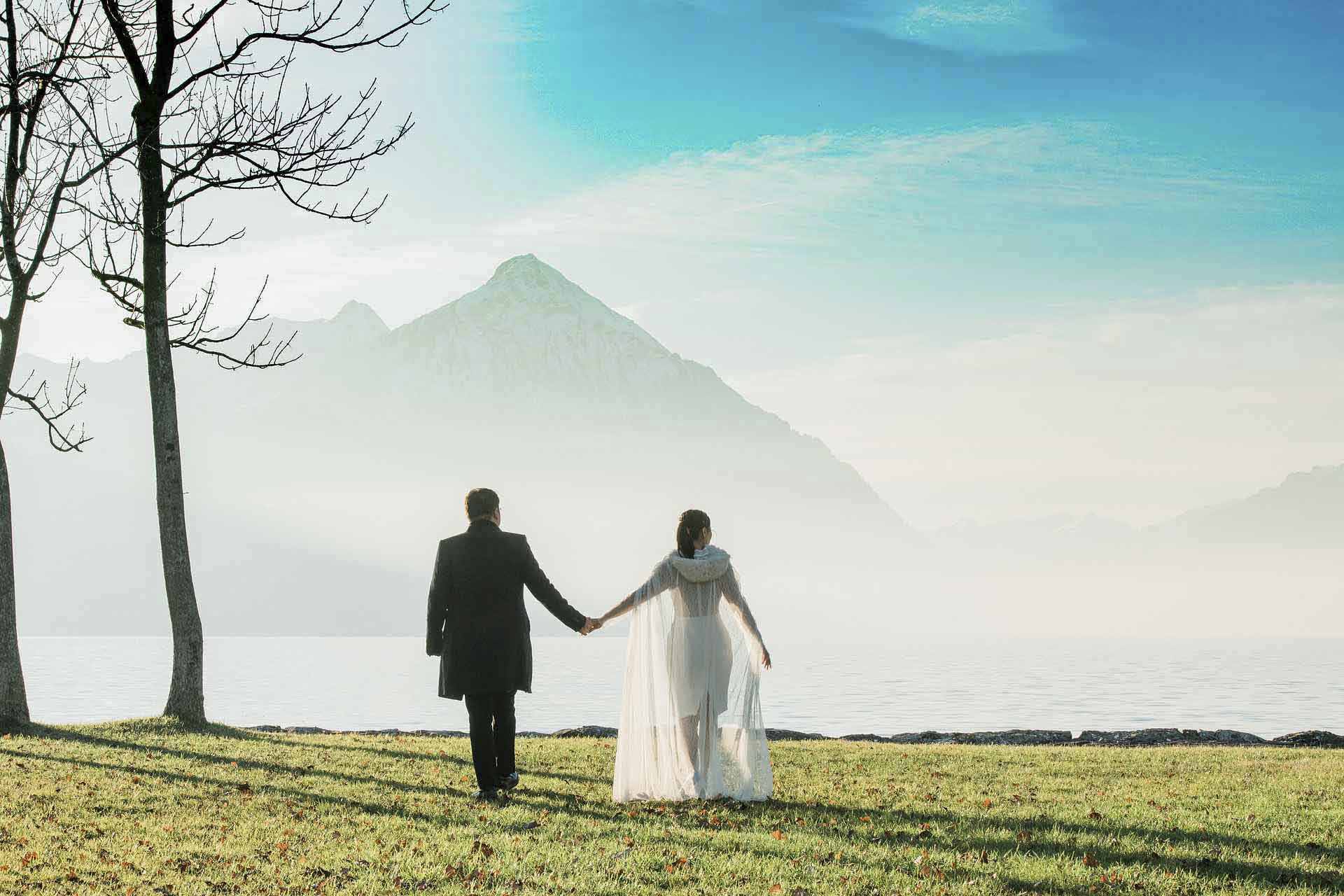 Couples photo shoot by Thunersee lake