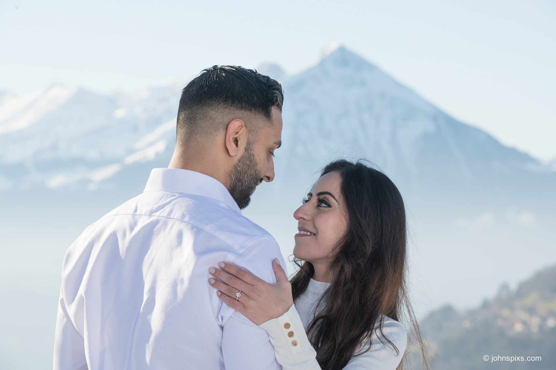 Couples photo shoot near Interlaken