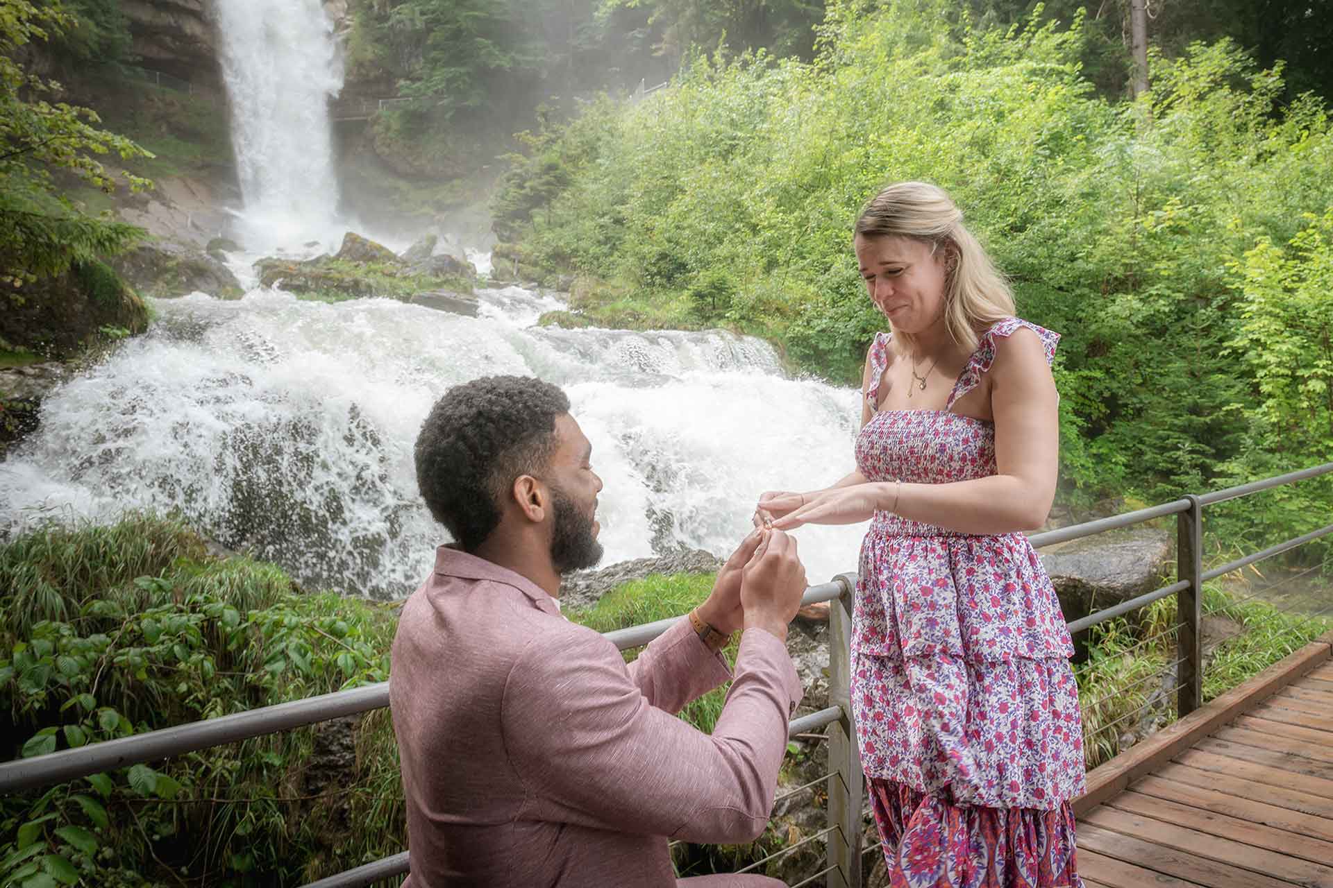 Wedding proposal in Giessbach