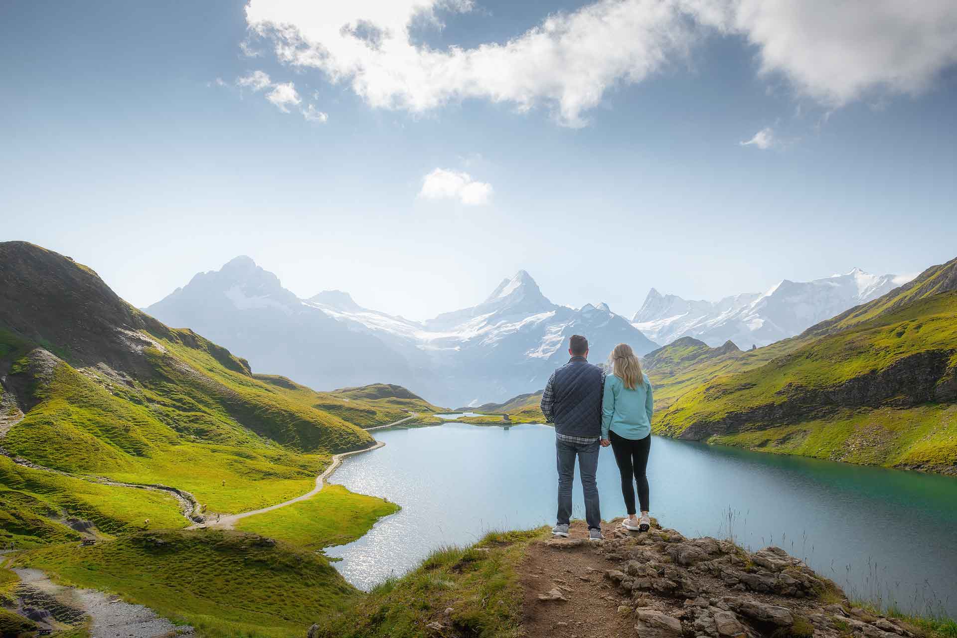 Surprise marriage proposal at Bachalpsee lake