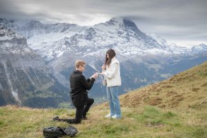 Surprise engagement on Grindelwald First. Photographer John Wisdom. Surprise Engagement Grindelwald First