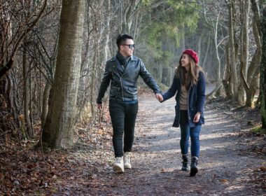 Lakeside Surprise Engagement in Interlaken