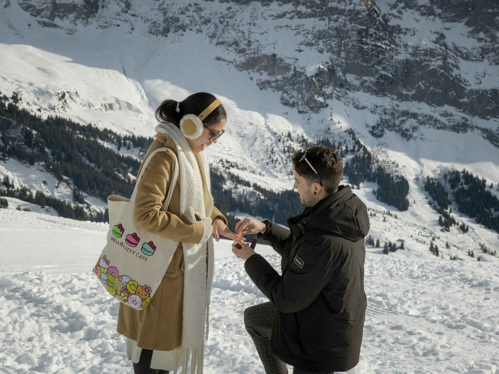 Surprise engagement on Grindelwald First.