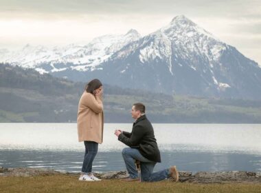 Surprise engagement by Lake Thun near Interlaken