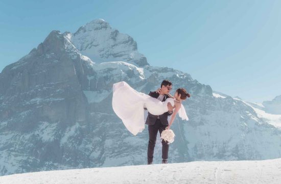 Pre wedding photo shoot above Grindelwald