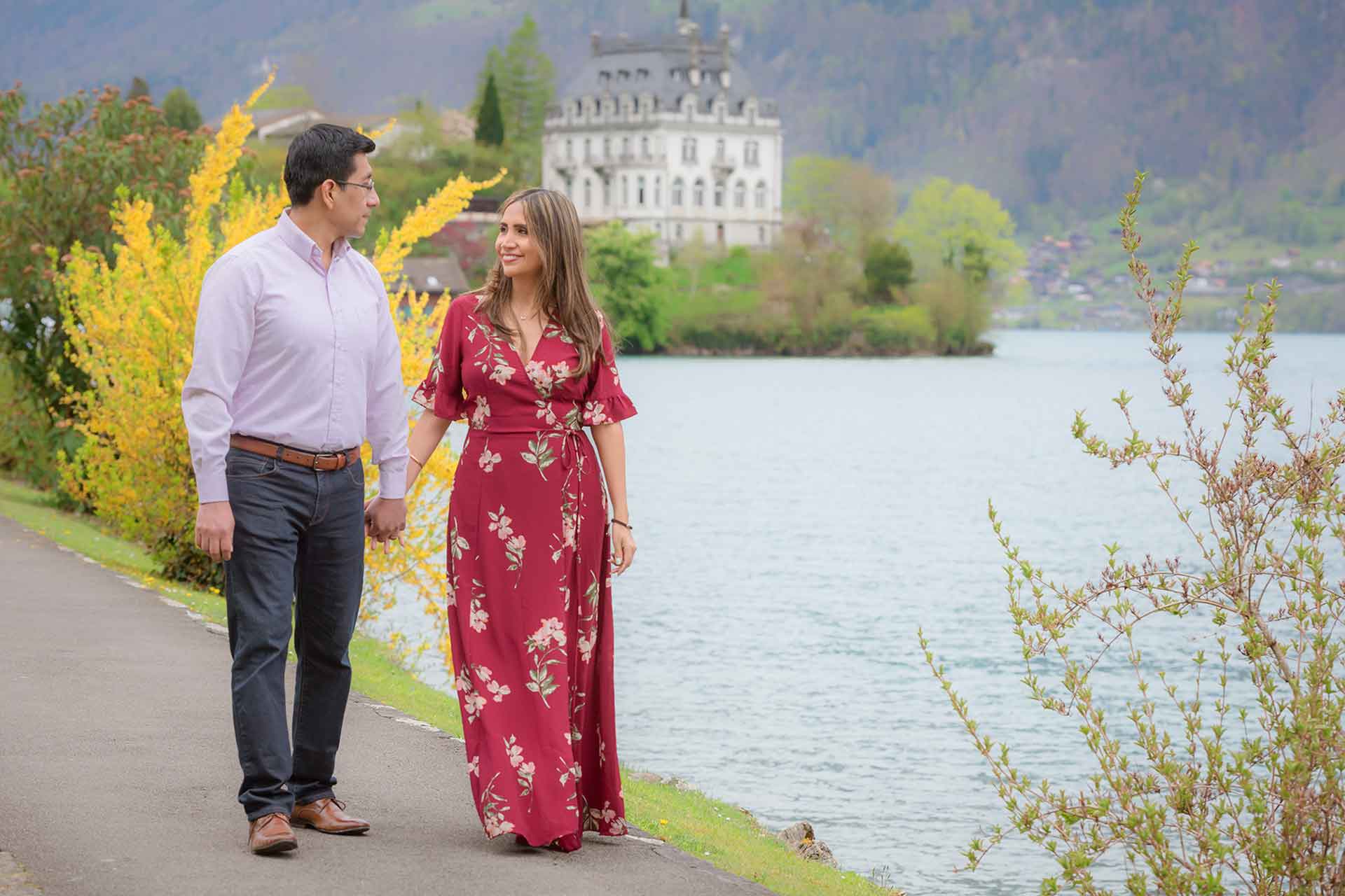 Maternity photoshoot near Interlaken