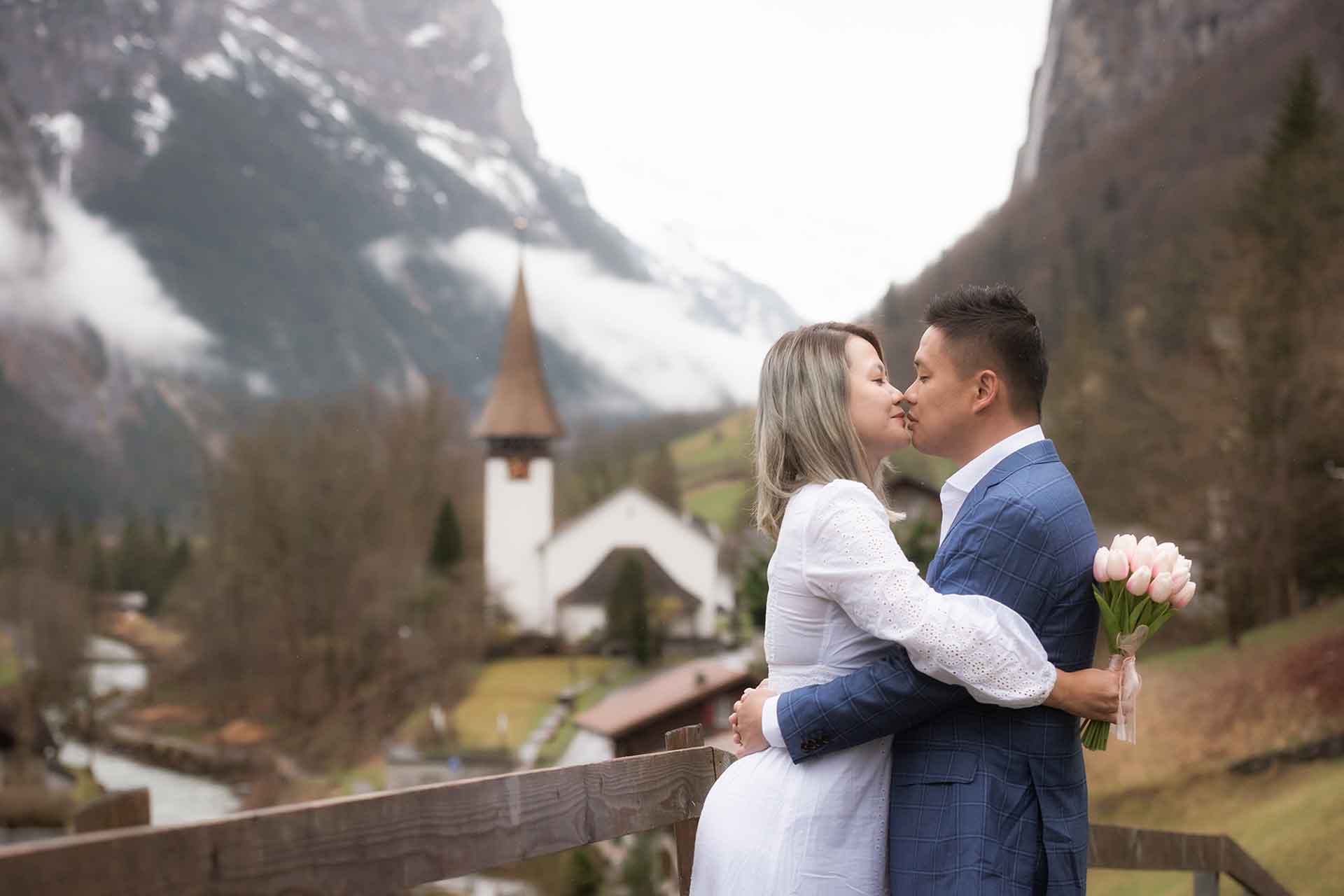 Honeymoon photo shoot in Lauterbrunnen