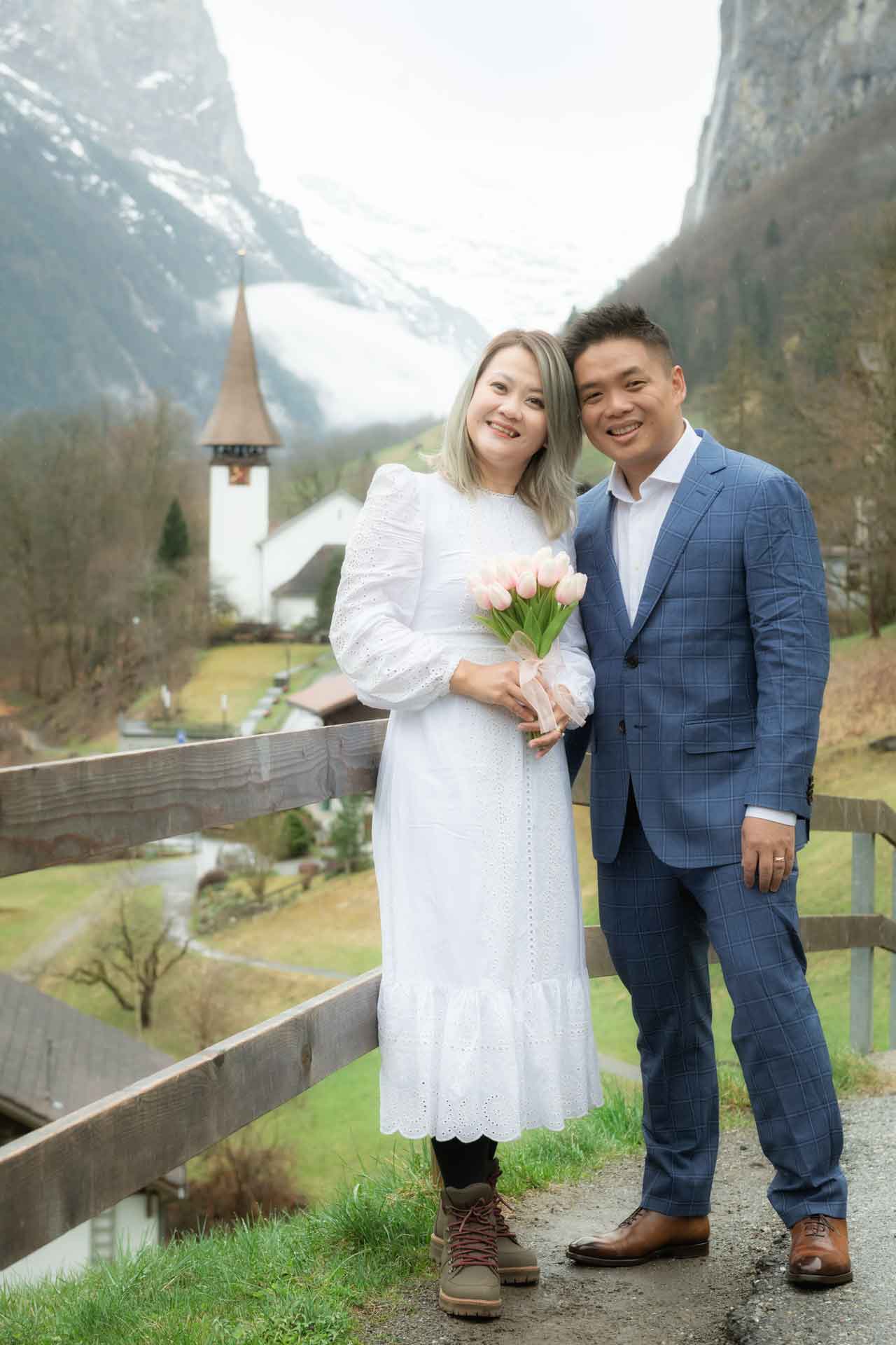 Honeymoon photo shoot in Lauterbrunnen