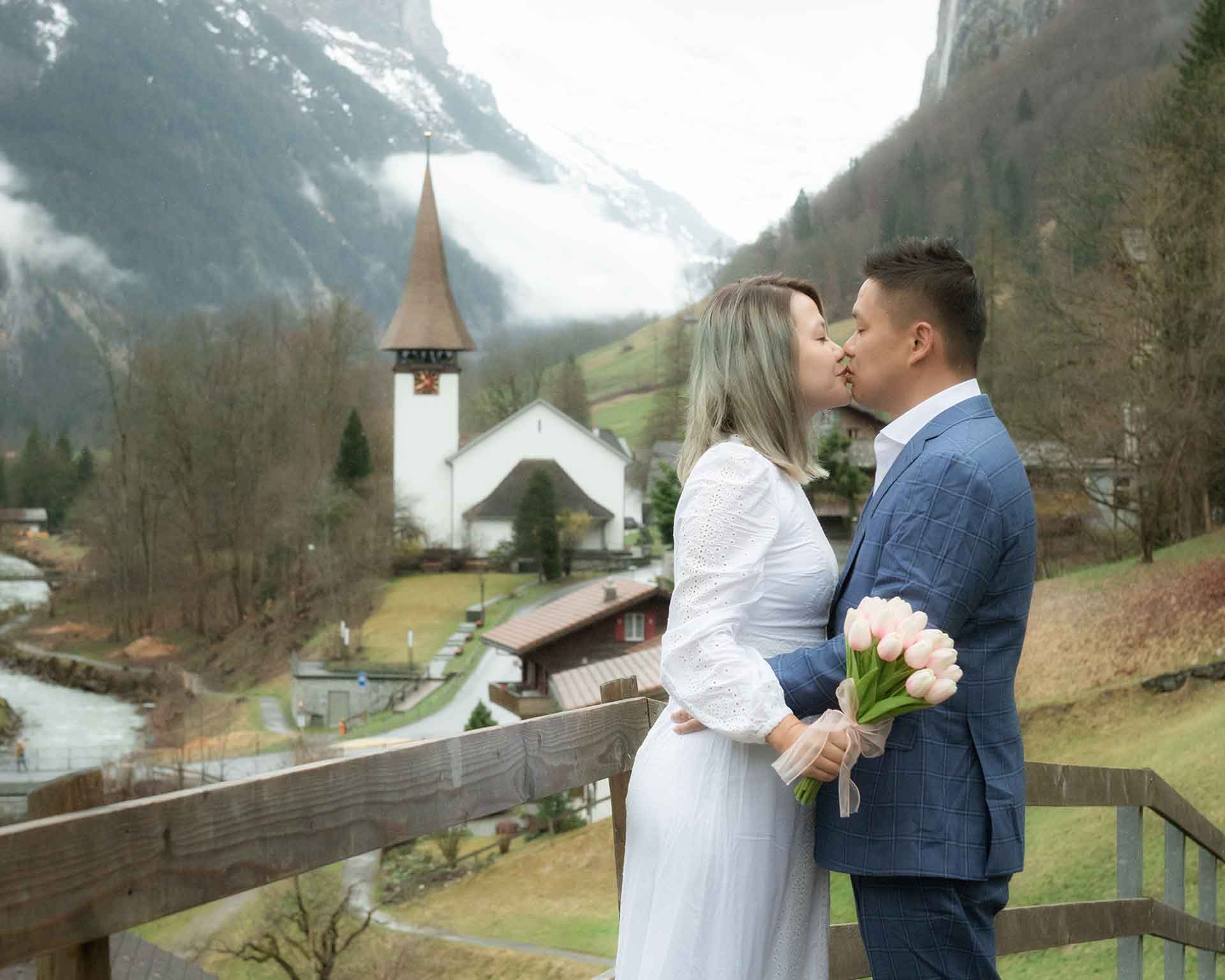 Honeymoon photo shoot in Lauterbrunnen