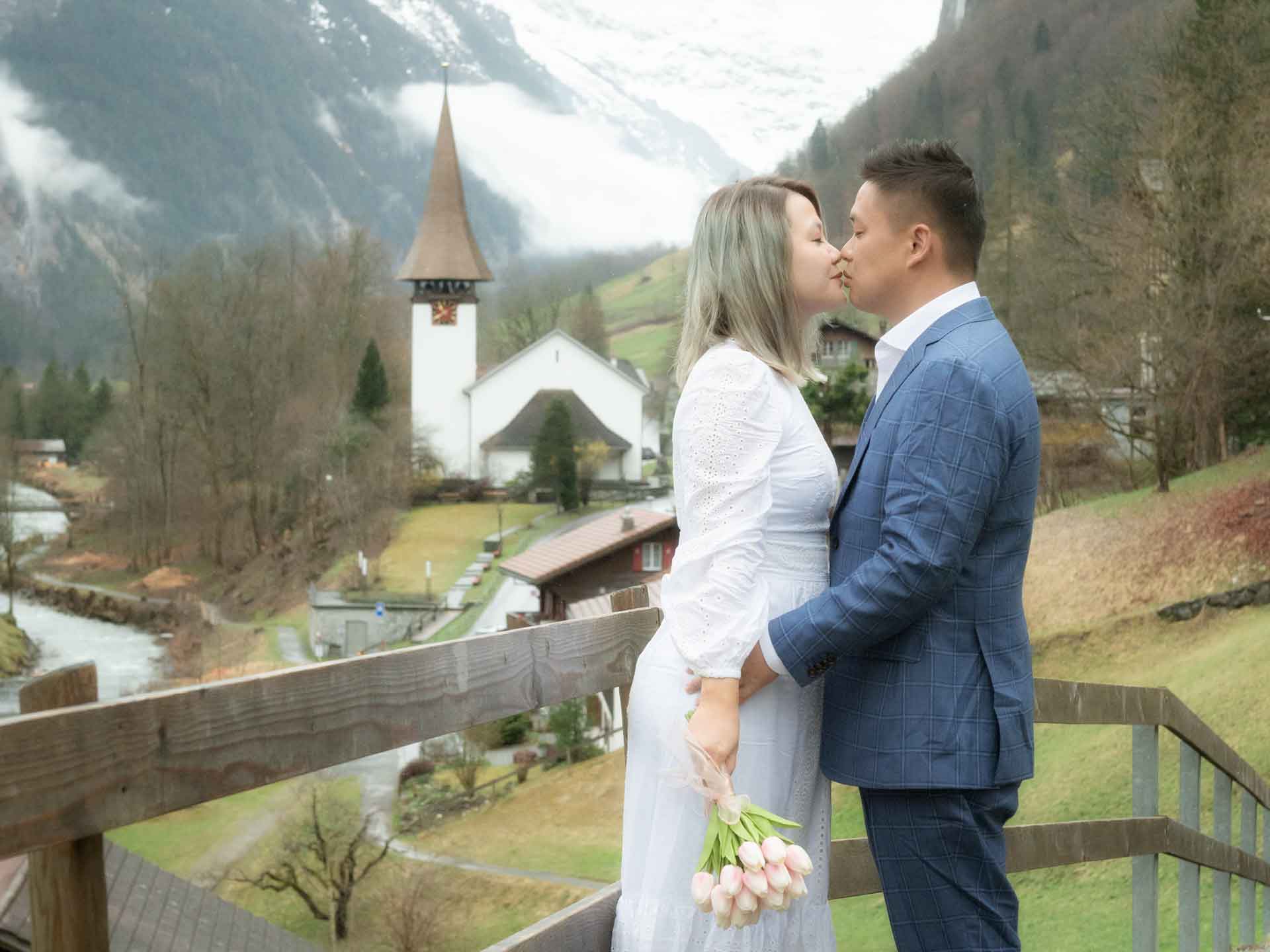 Honeymoon photo shoot in Lauterbrunnen