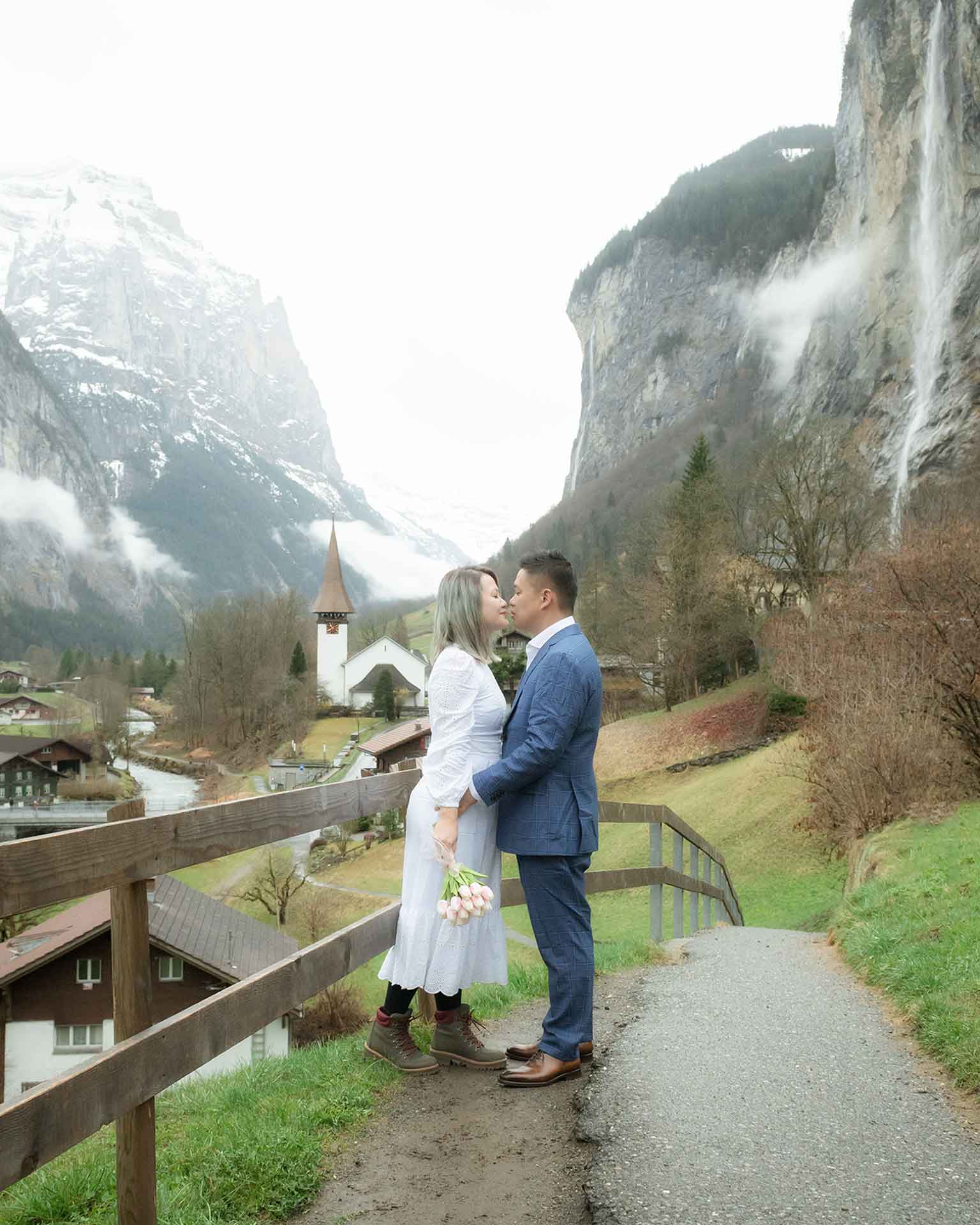 Honeymoon photo shoot in Lauterbrunnen