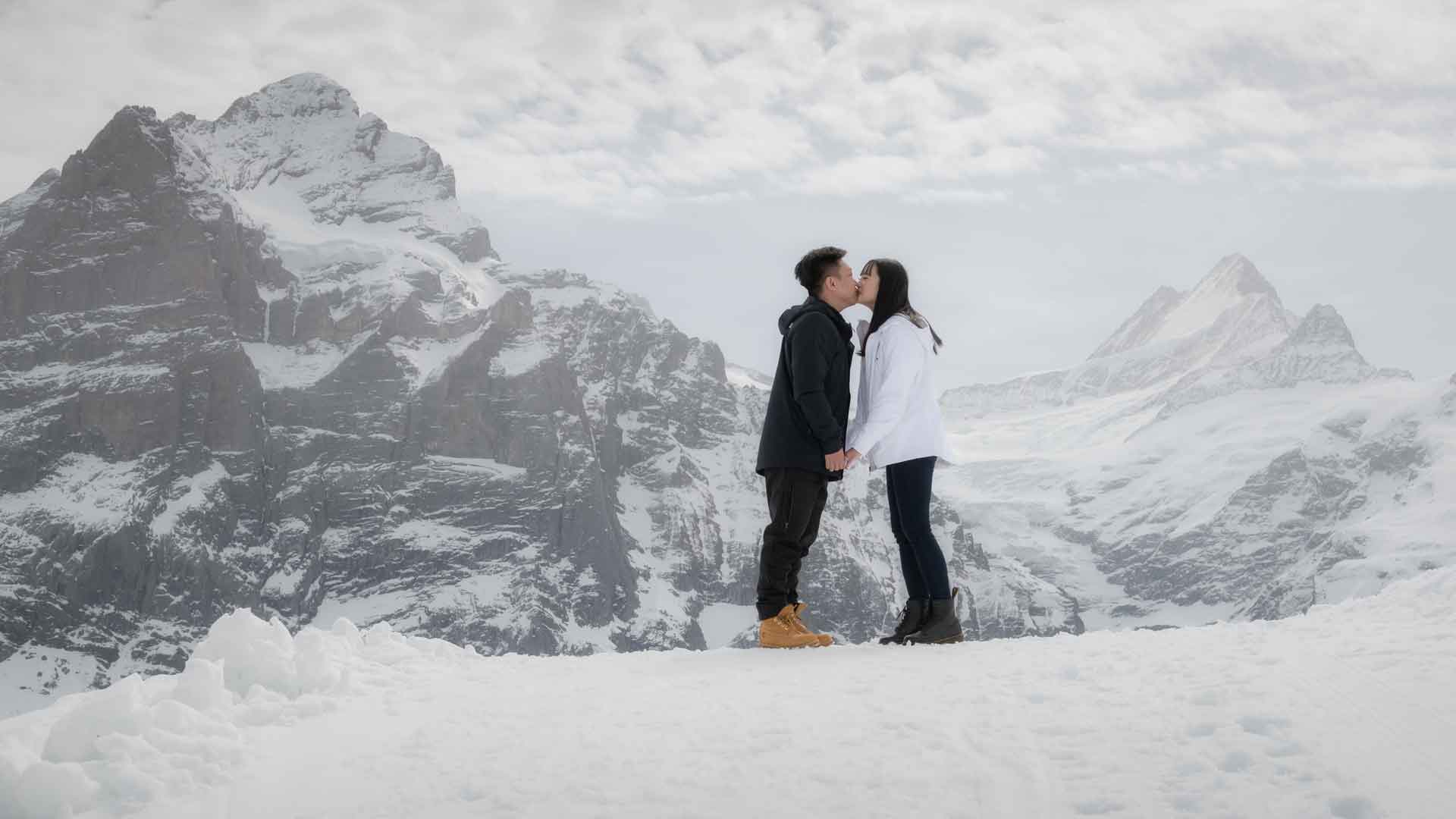 Surprise engagement in Grindelwald