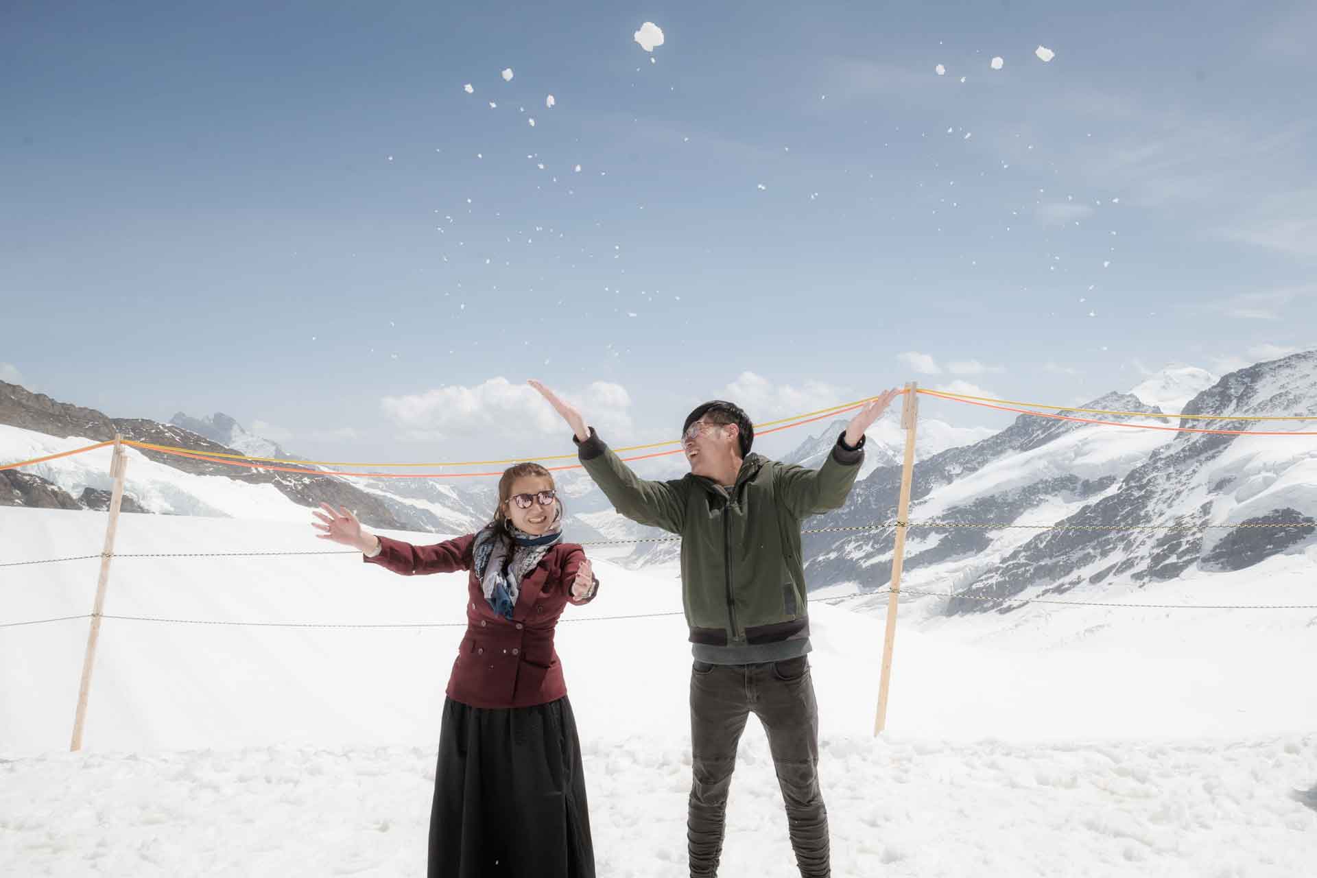 Surprise Engagement on the Jungfraujoch