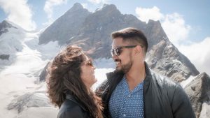 surprise engagement jungfraujoch