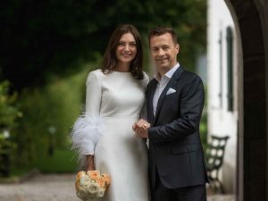 Civil wedding - Ziviltrauung. Geneva photographer John Wisdom. British Wedding photographer in Geneva. Civil Wedding in Interlaken