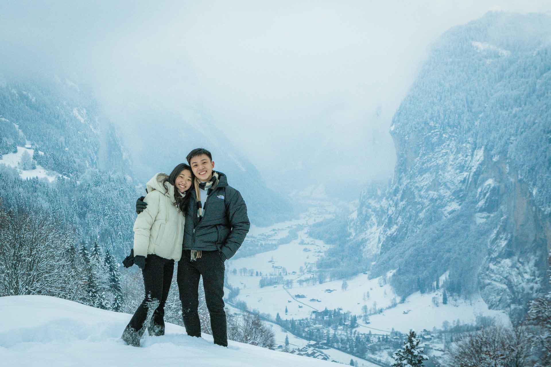 Photographer Lauterbrunnen Surprise Engagement In The Snow