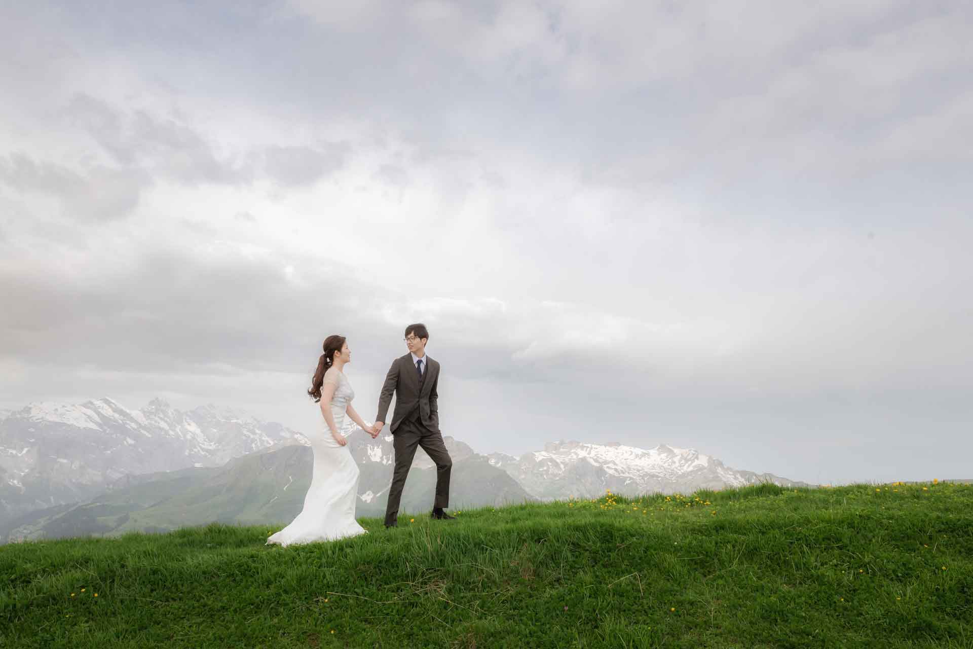 Wedding photo shoot on Männlichen