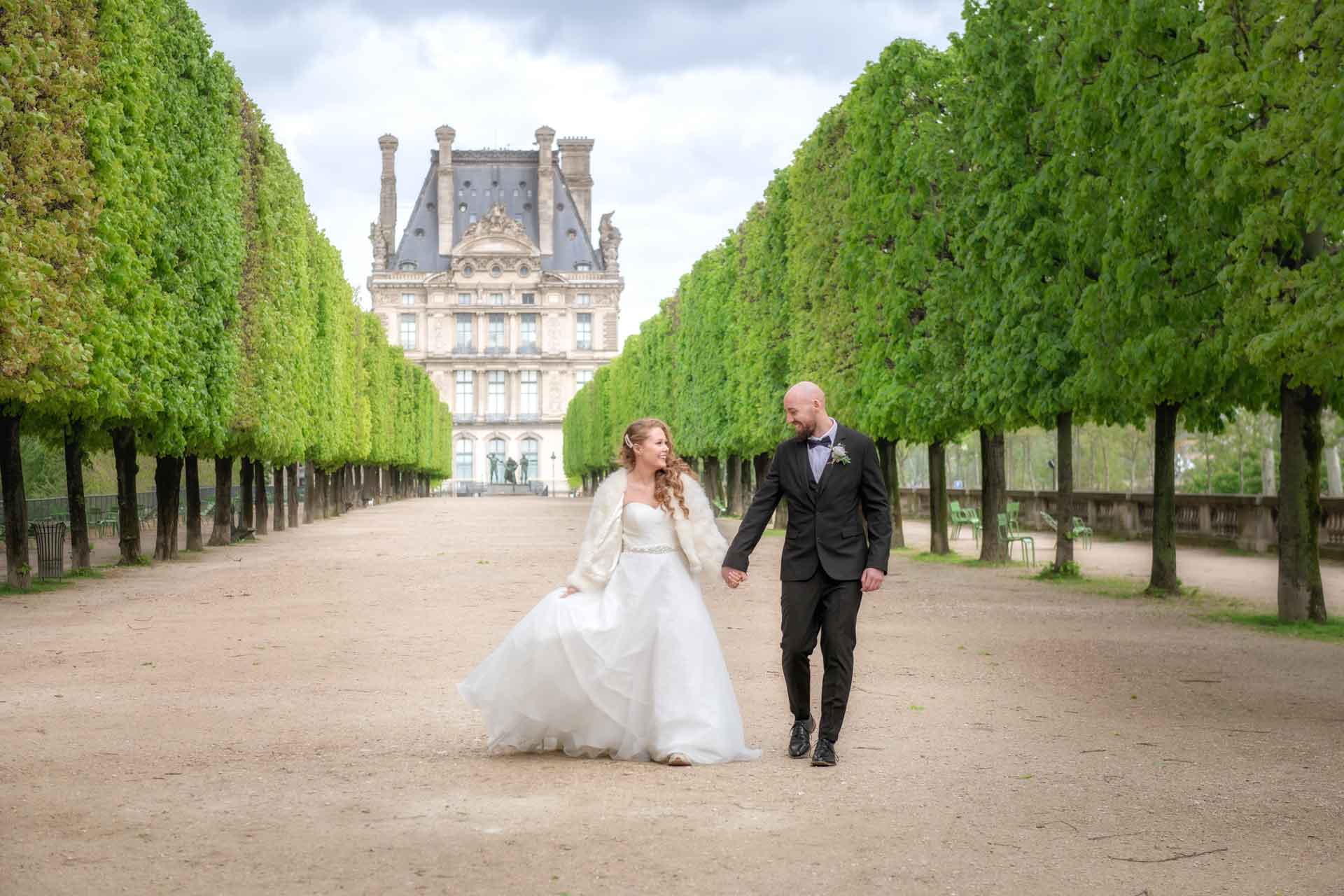 Pre Wedding photo shoot in Paris, France