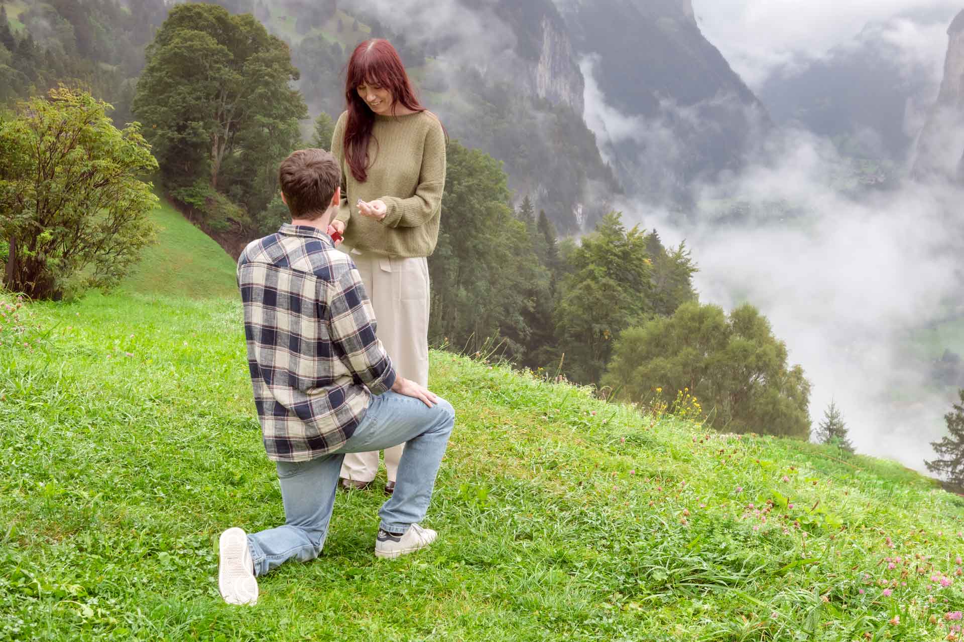 Engagement photo shoot in Lauterbrunnen, 