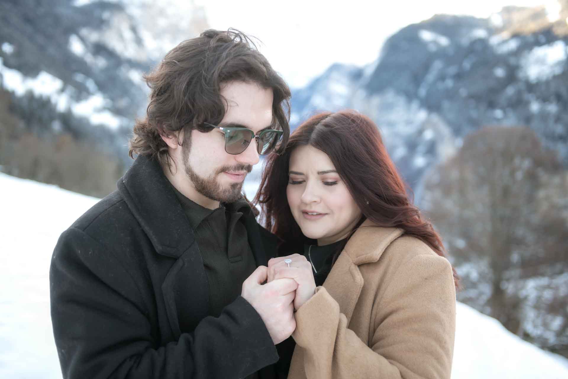 Winter Engagement in Lauterbrunnen