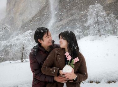 Engagement after a snow storm which  brought early morning chaos to the area. An unexpected change of the weather brought the snow back to Lauterbrunnen before Easter. A last minute change in the plans. Joel proposed to Amanda in front of the Staubbach waterfall.