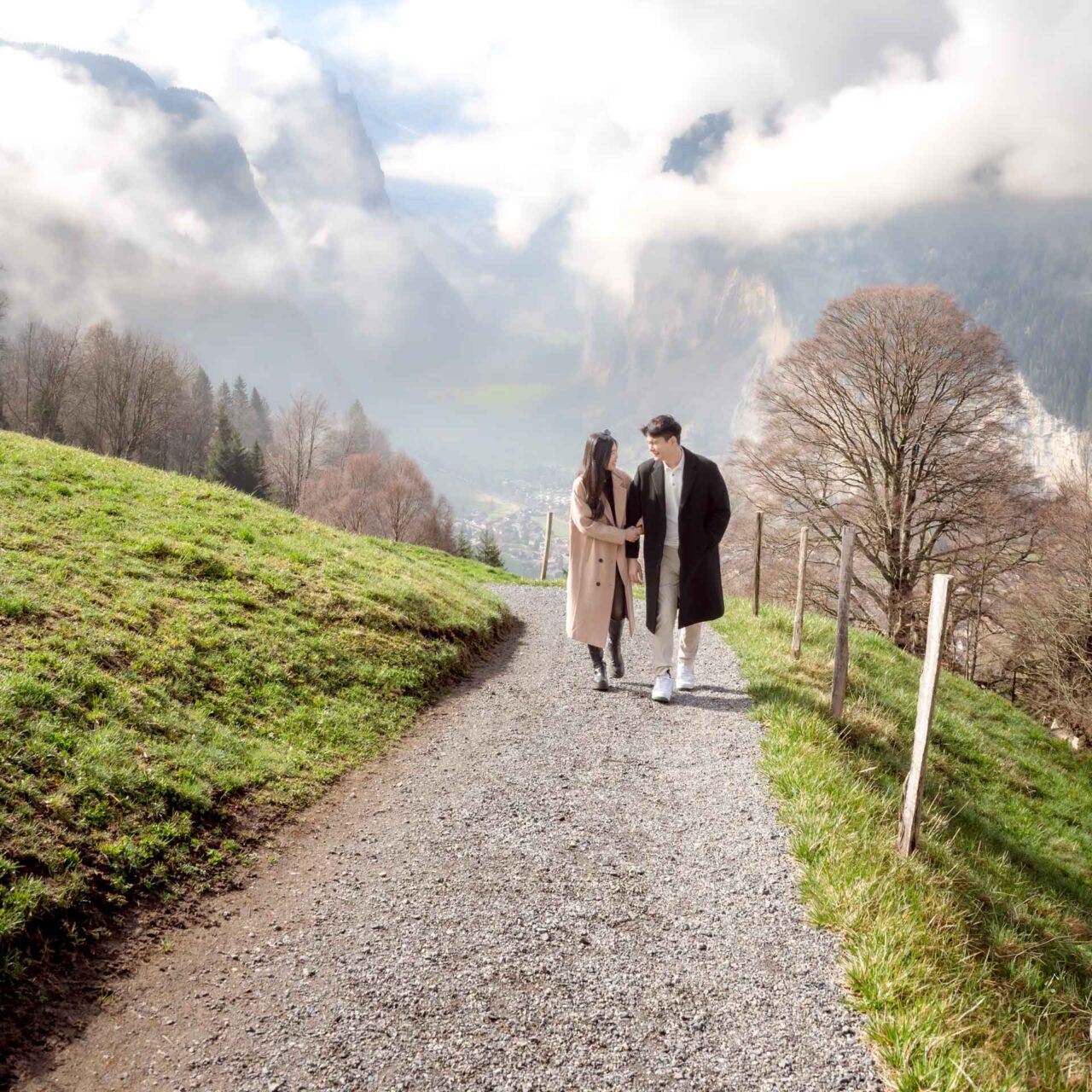 surprise engagement in Lauterbrunnen 