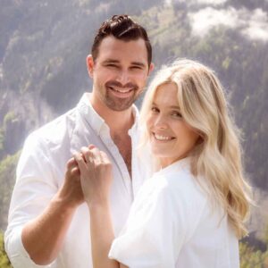 Engagement photo shoot near Lauterbrunnen