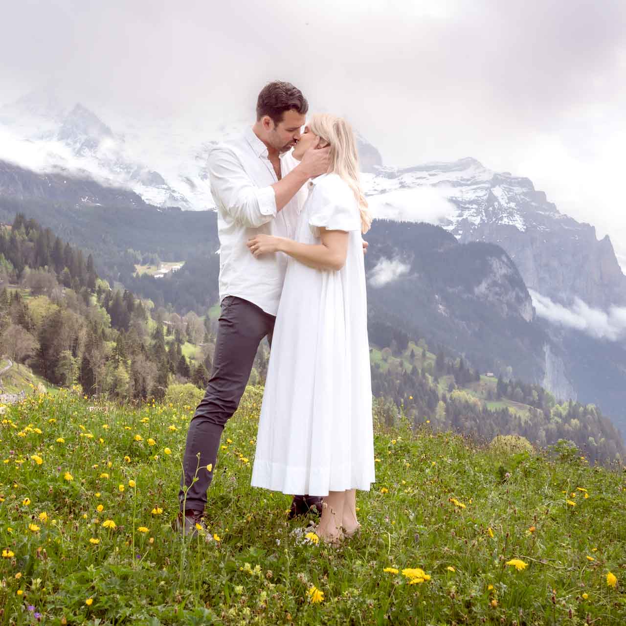 Engagement photo shoot in Lauterbrunnen SWitzerland