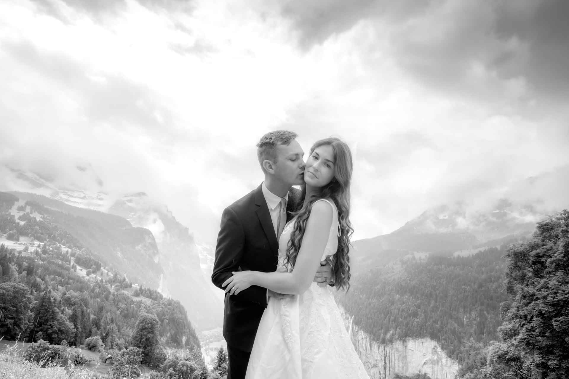 Wedding photo shoot in Lauterbrunnen