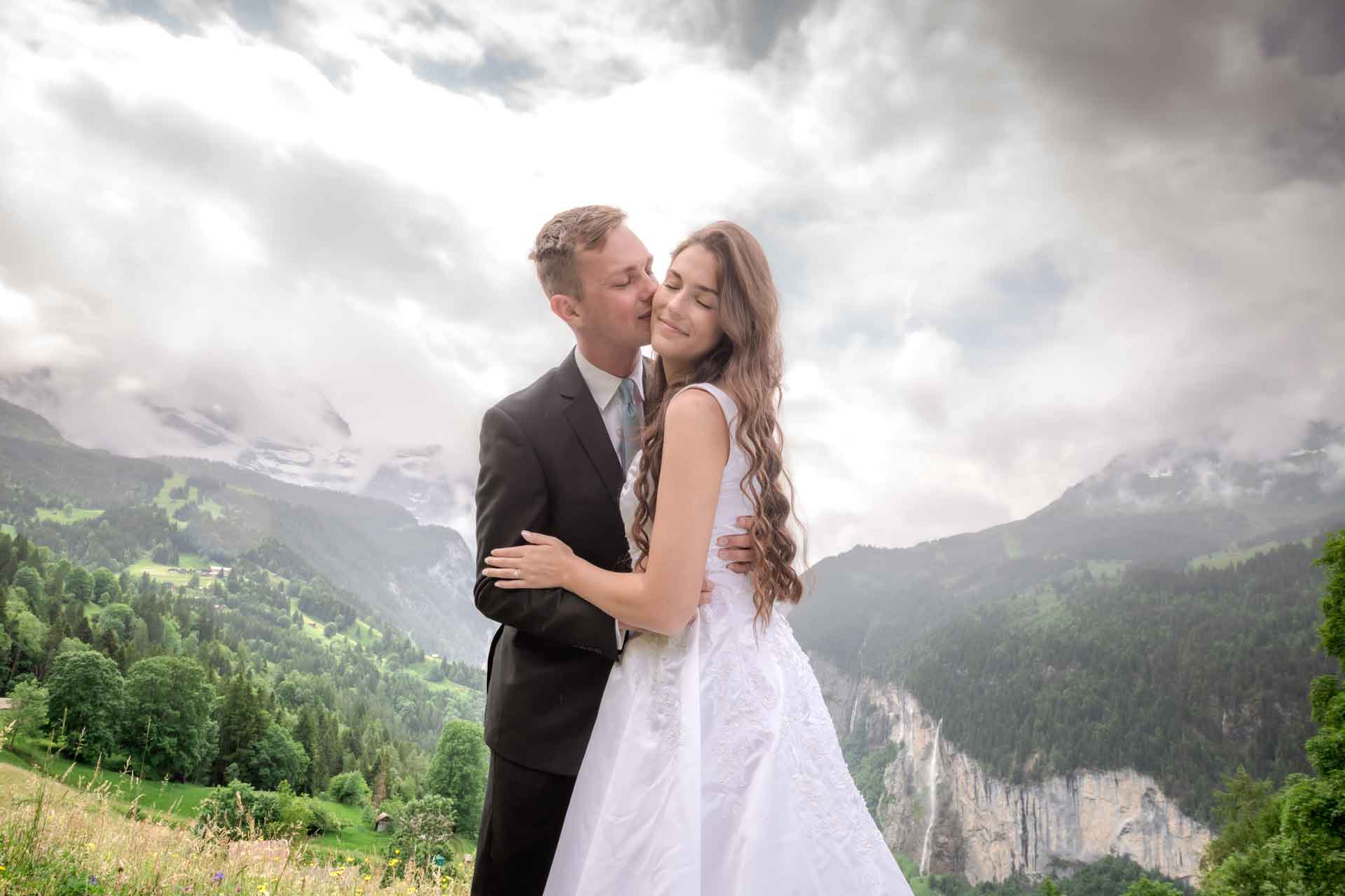 Wedding photo shoot in Lauterbrunnen