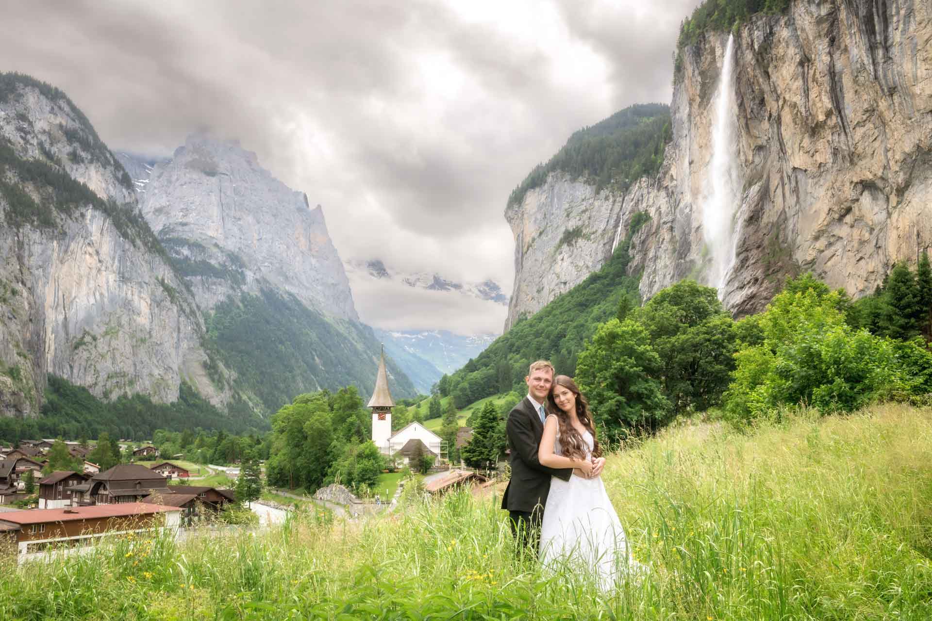 Wedding photo shoot in Lauterbrunnen