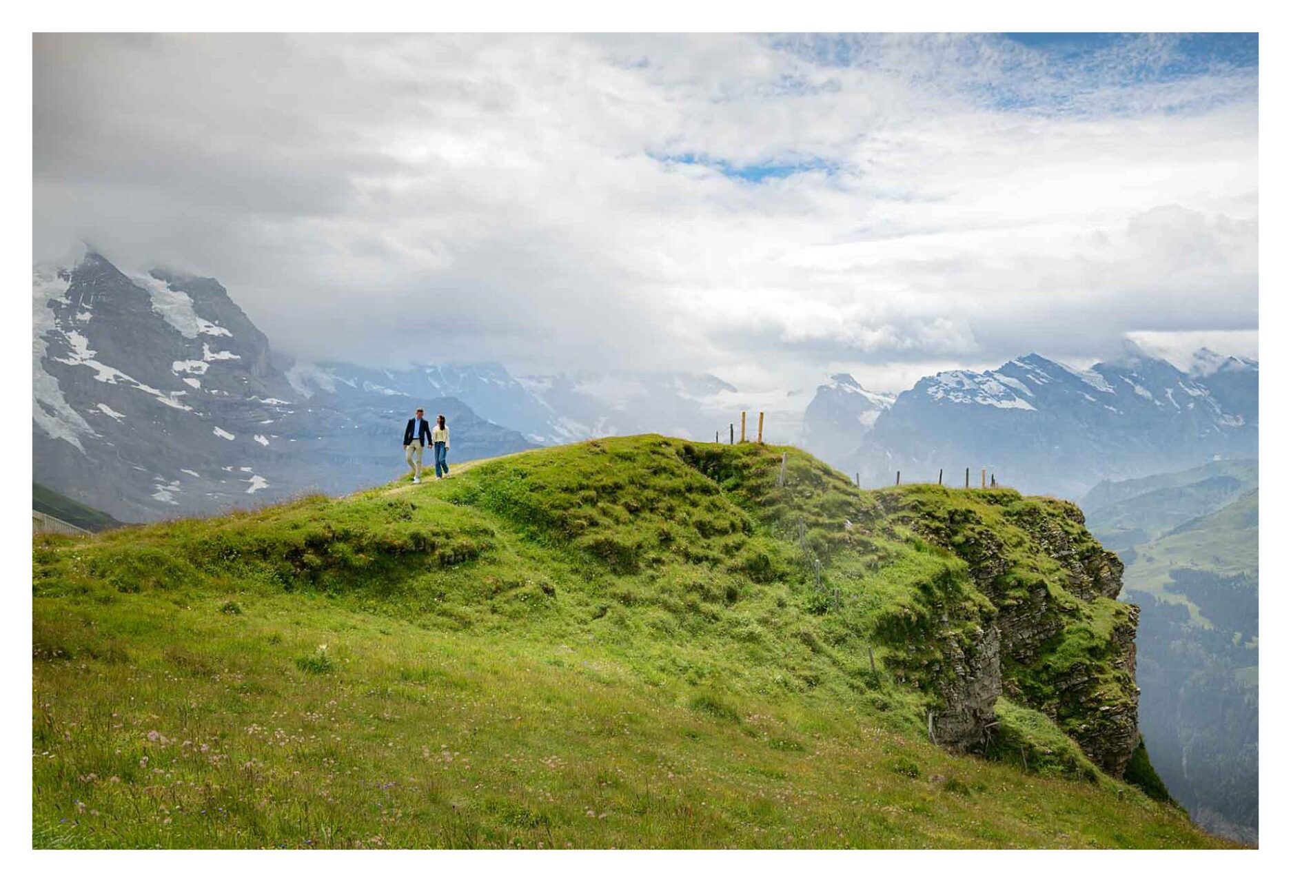 Engagement photo shoot on Männlichen mountain