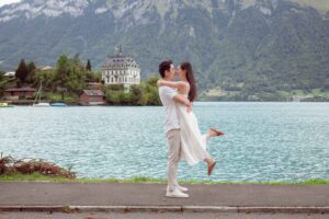 Surprise engagement on Iseltwald Pier