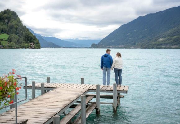 engagement photo shoot in Iseltwald