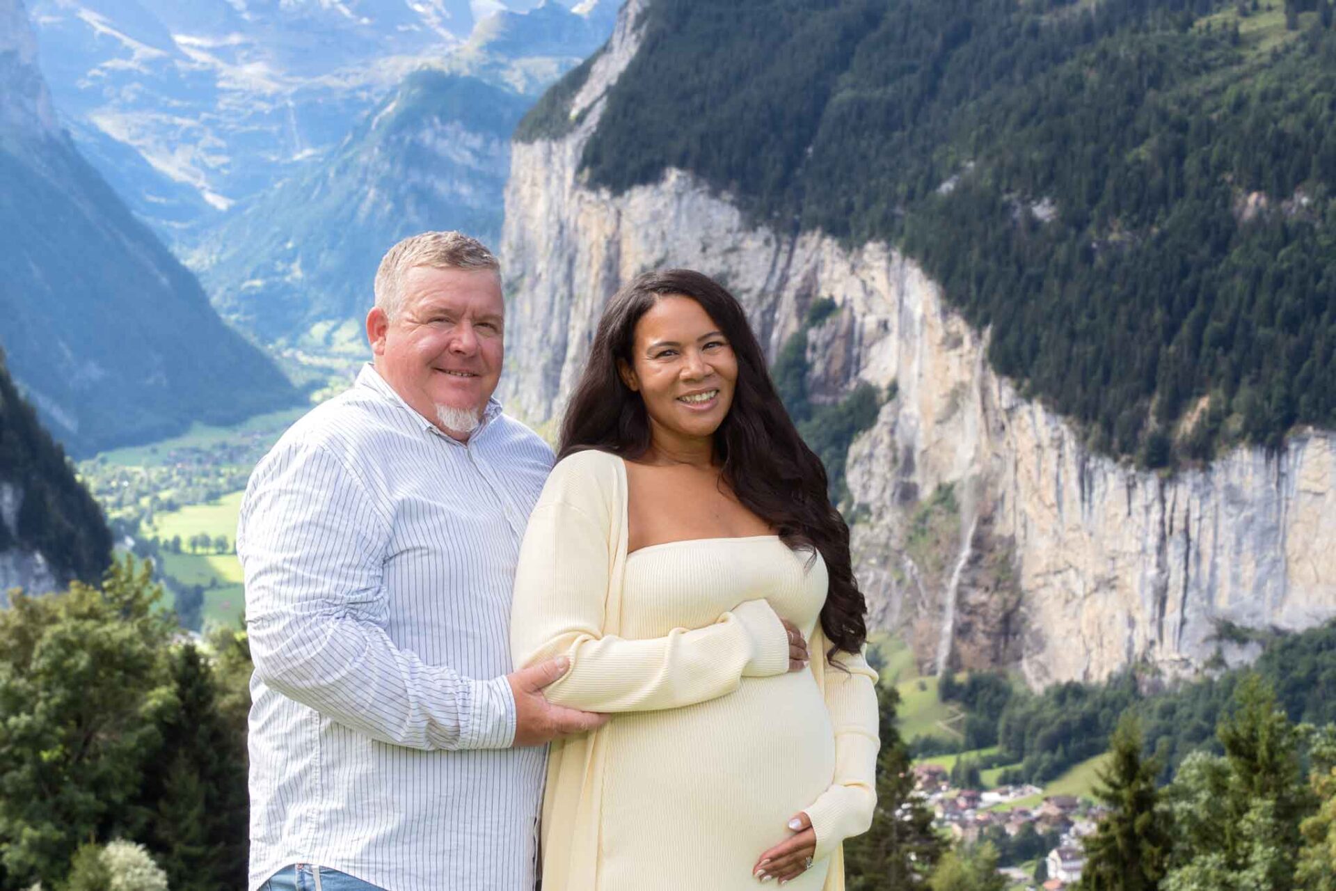 Maternity Photo Shoot in Interlaken