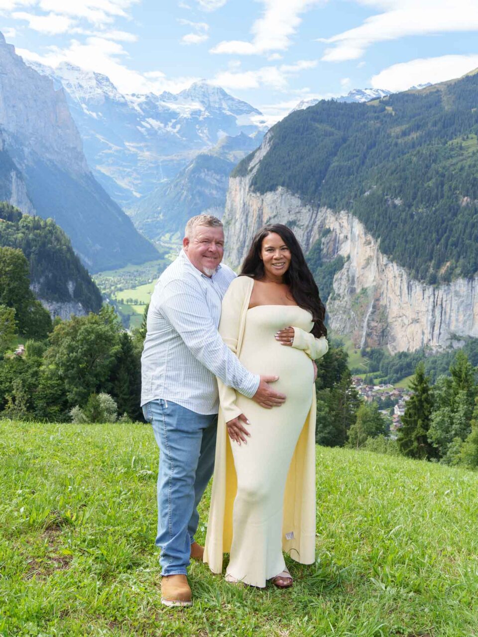 Maternity Photo Shoot in Interlaken