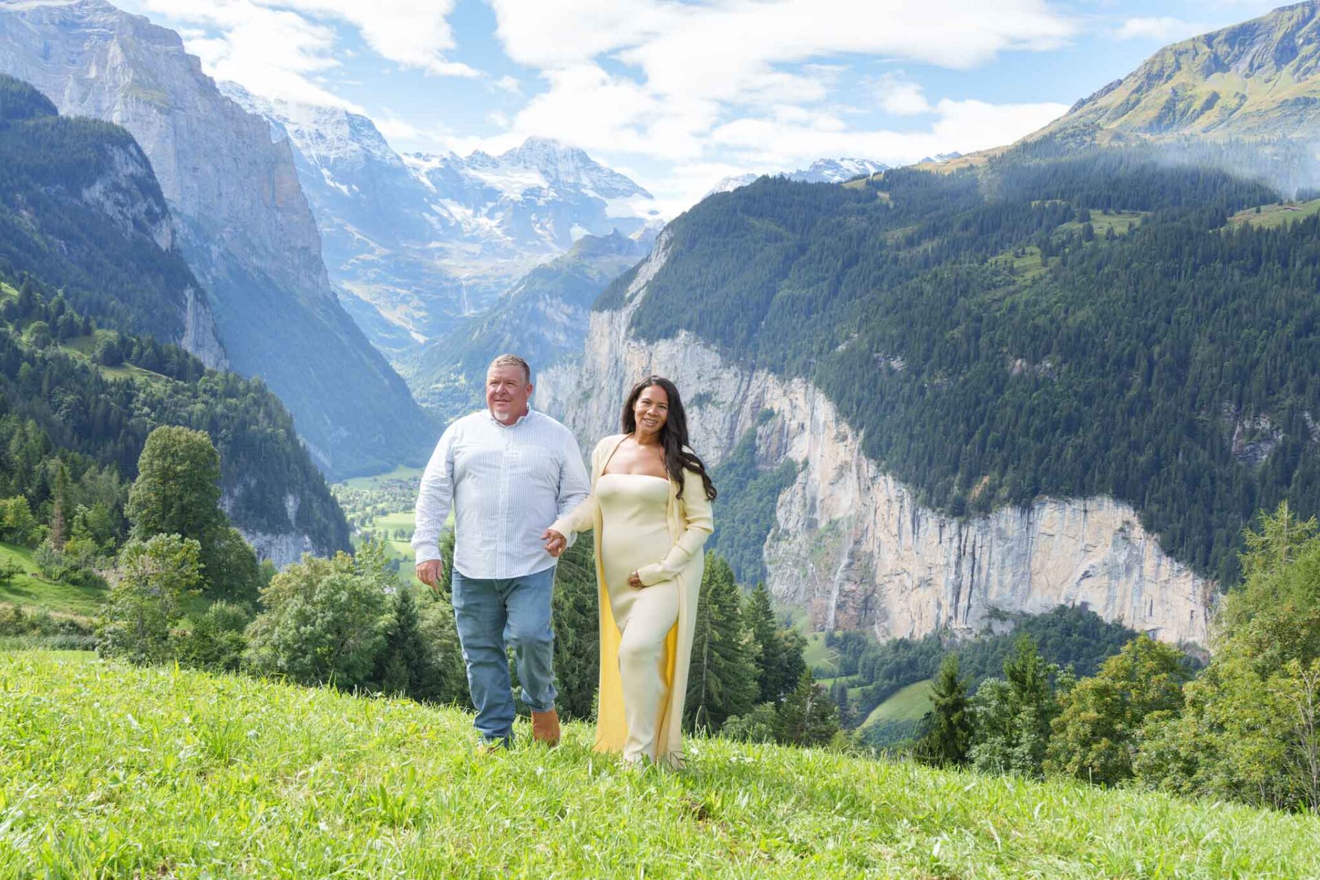 Maternity Photo Shoot in Interlaken