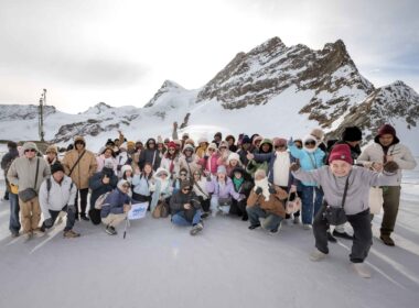 Group Photographer on Jungfraujoch