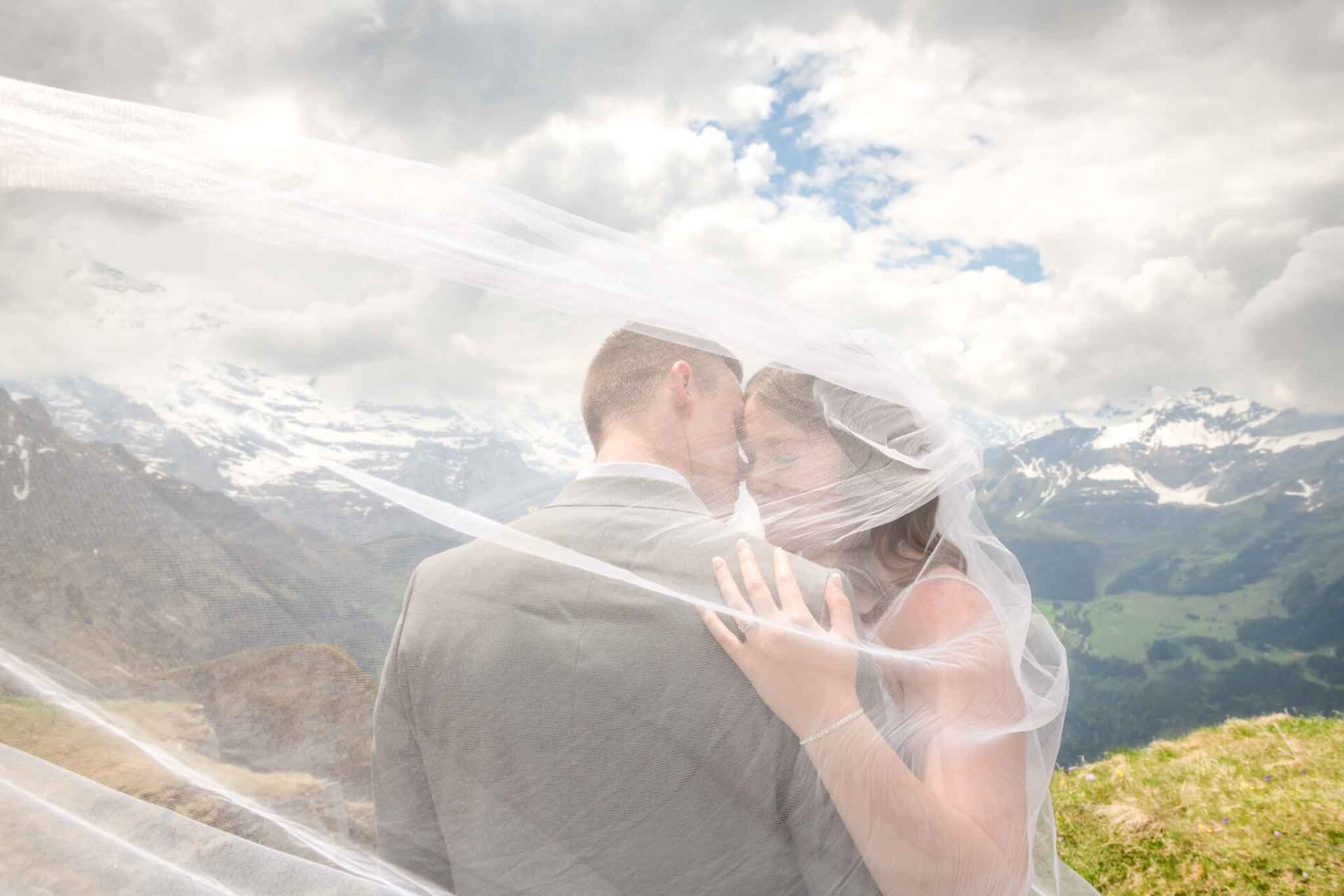 Wedding photo shoot on Männlichen