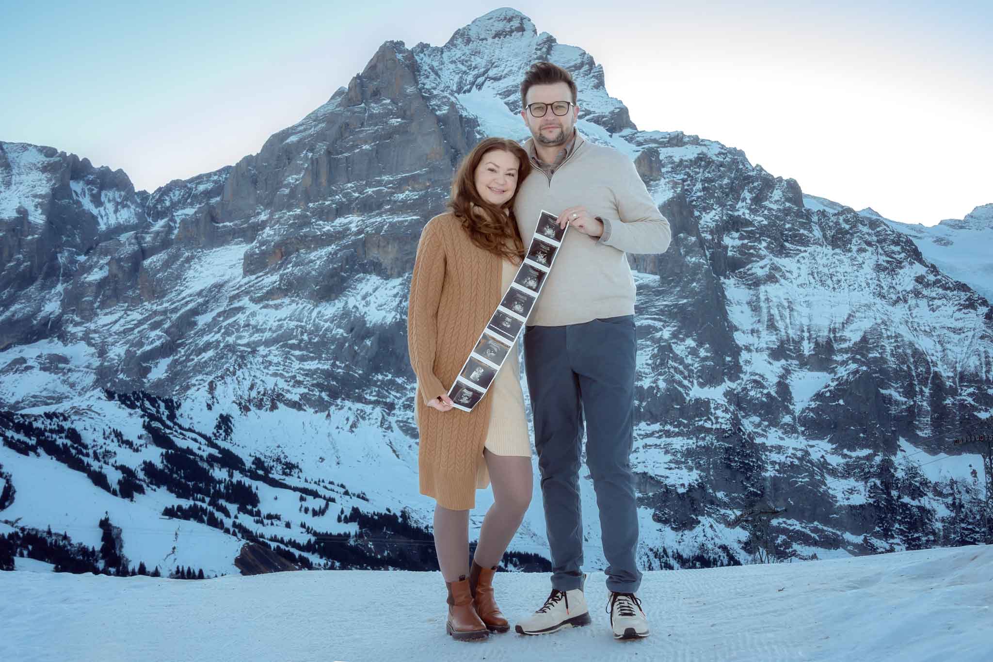 Maternity Photo Shoot in Grindelwald