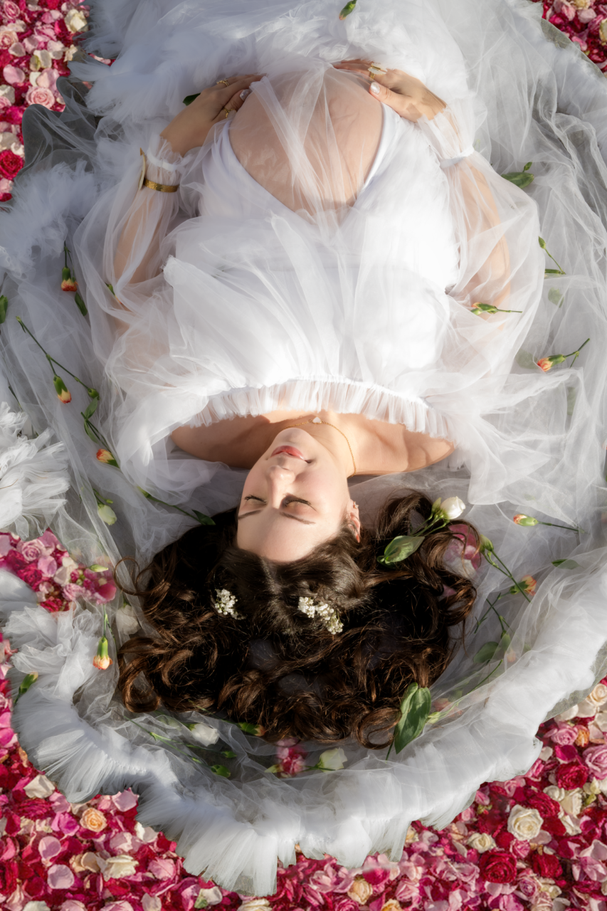 Pregnancy photo shoot in Interlaken