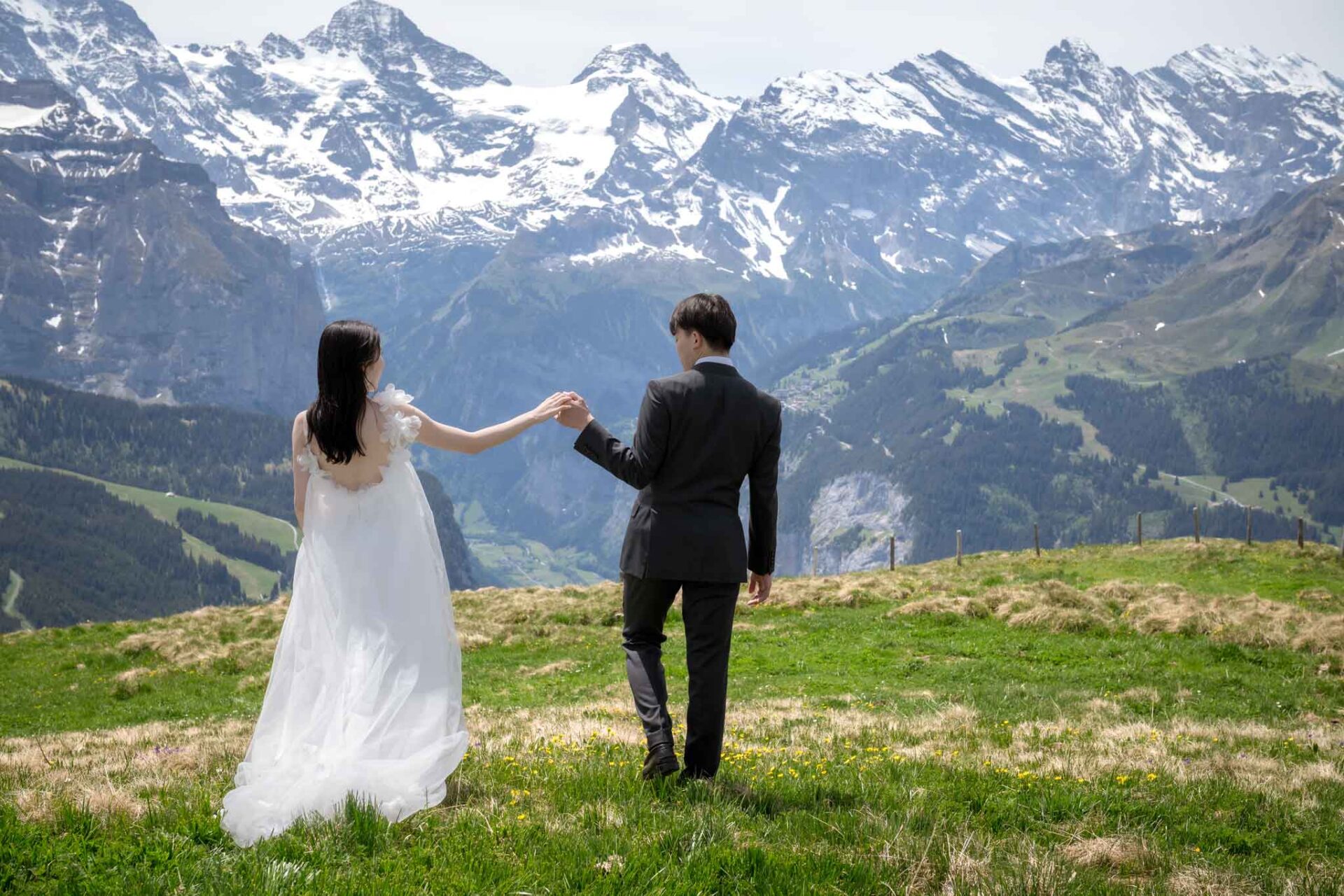 Wedding photo shoot on Männlichen mountain