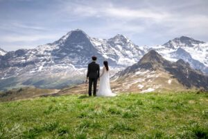 Wedding photo Shoot on Männlichen Mountain スイスでの結婚式の写真