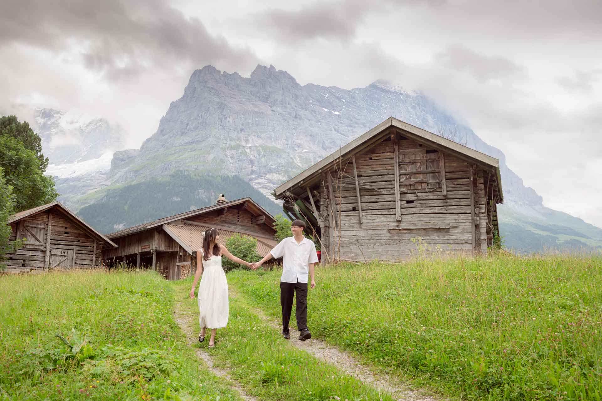 wedding photo in grindelwald