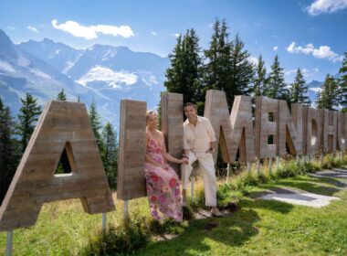 Couple photo shoot on Allmendhubel, Mürren, Switzerland